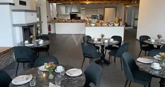 von_poll_real_estate_property_25451087_image_2