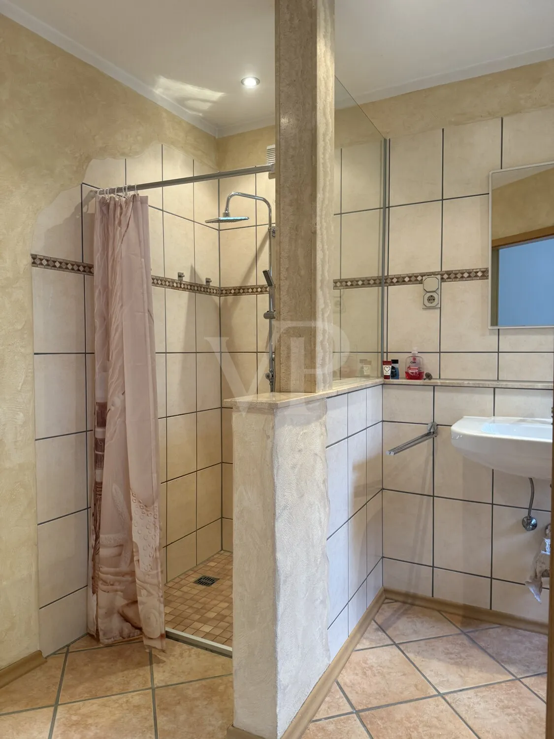 EG-Tageslicht-Duschbad (1)