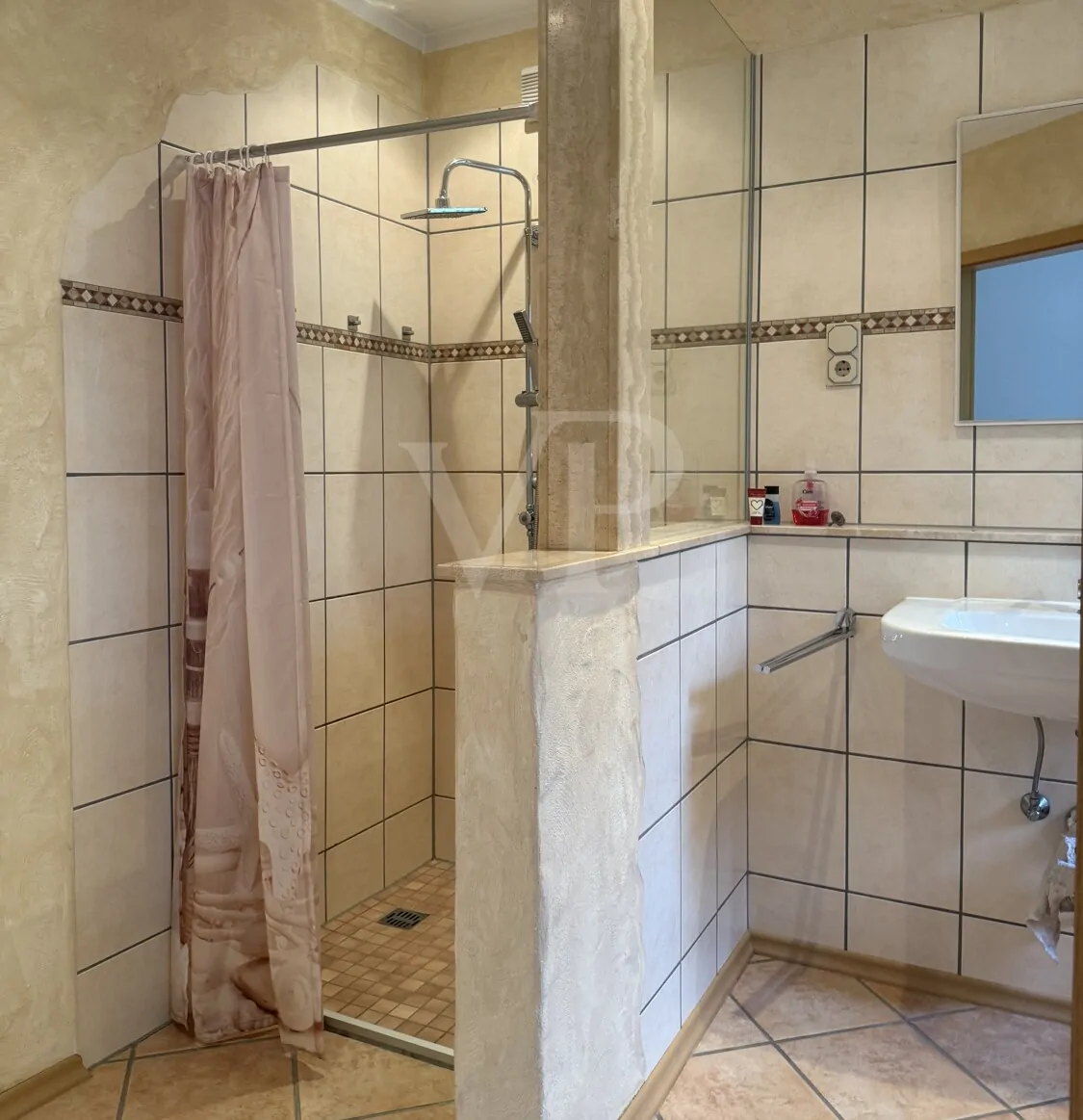 EG-Tageslicht-Duschbad (1)