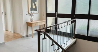 von_poll_real_estate_property_25451097_image_1