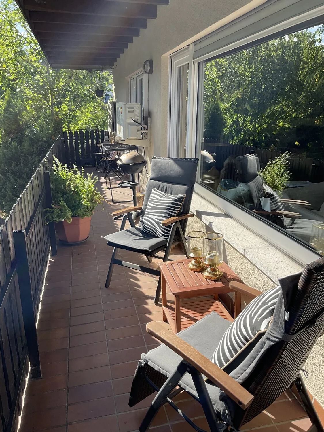 OG-Balkon im Sommer