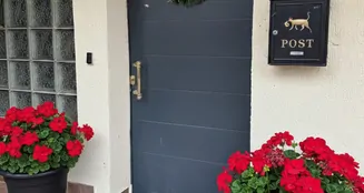 von_poll_real_estate_property_25451101_image_0