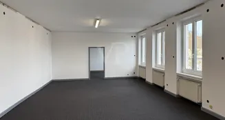 von_poll_real_estate_property_25451090_image_1