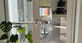 von_poll_real_estate_property_26451008_image_7