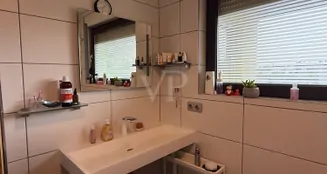 von_poll_real_estate_property_25451093_image_16