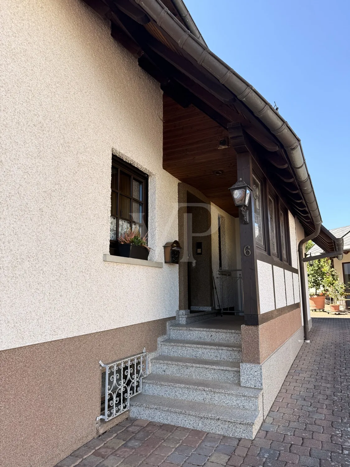 Eingang Wohnhaus