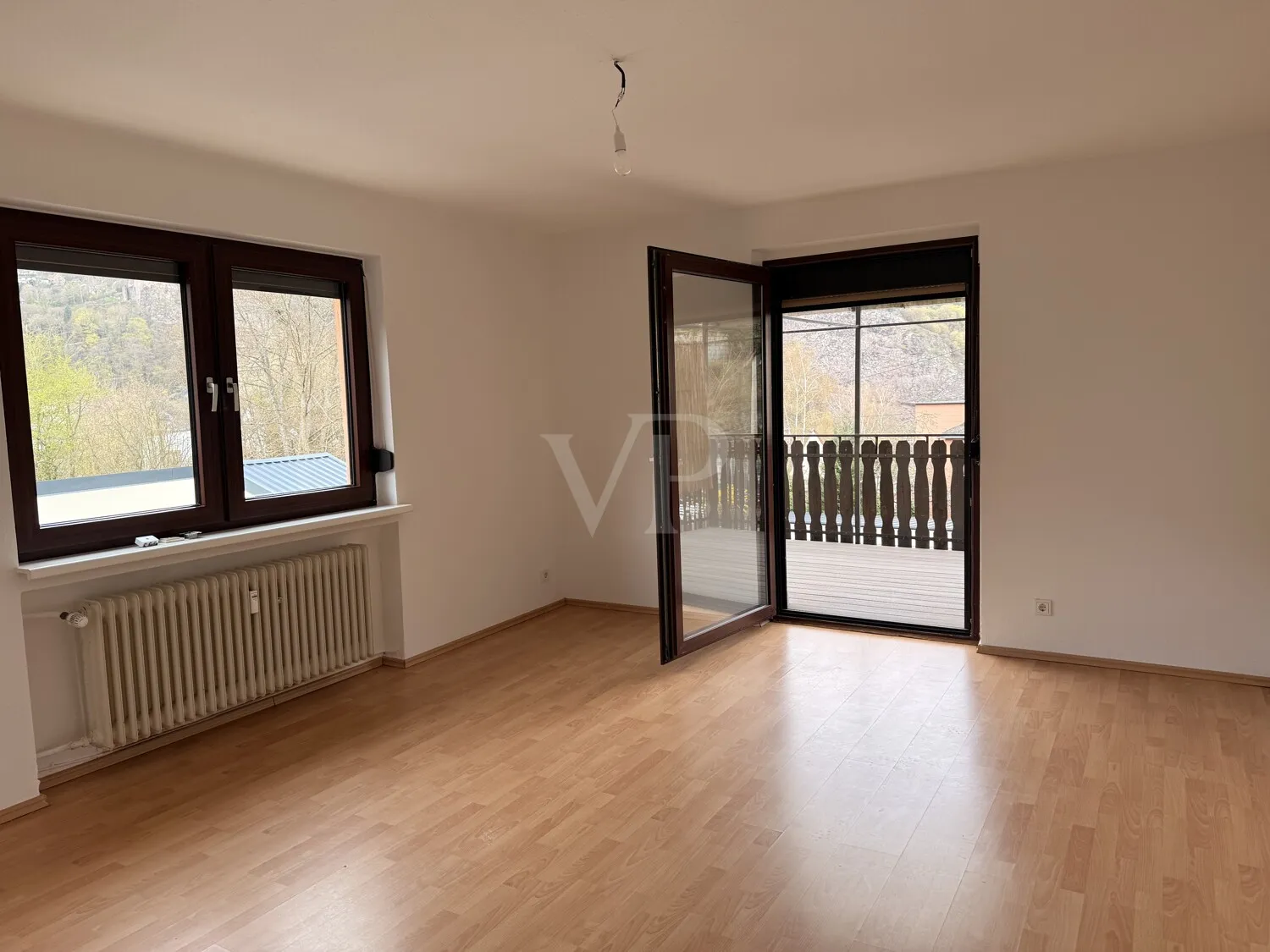 Zimmer 1 mit Zugang zu Balkon
