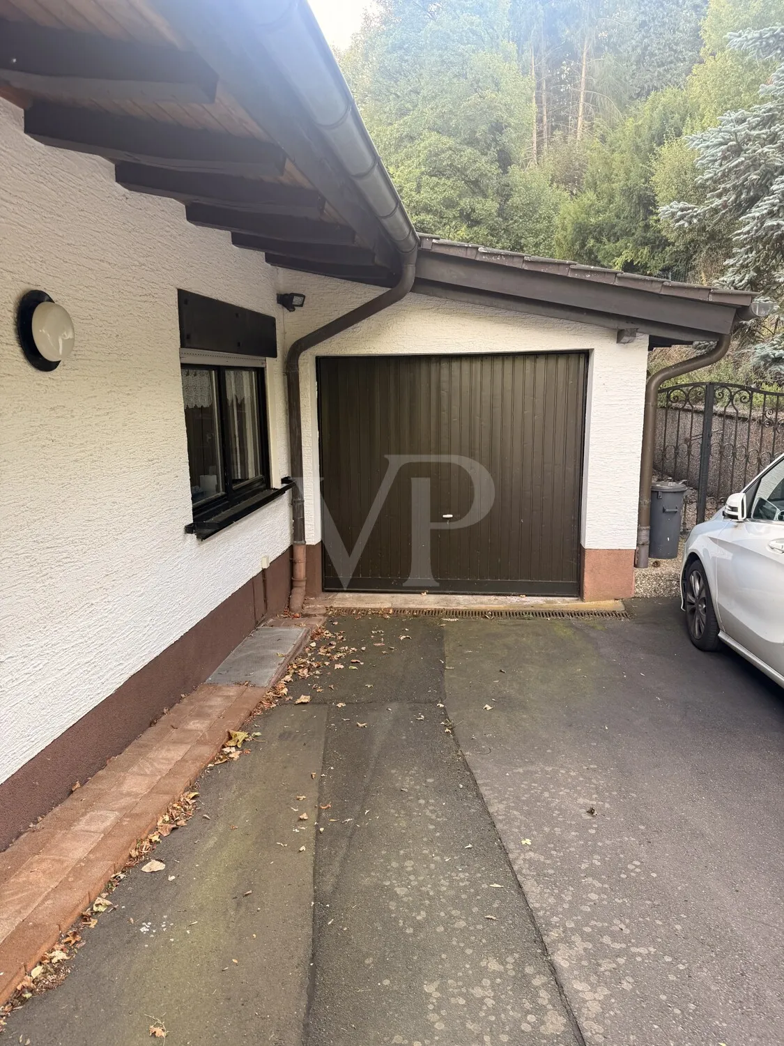 Garage mit Seitentor