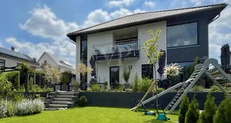 von_poll_real_estate_property_26108001_image_0