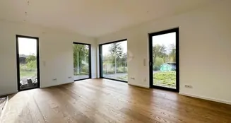 von_poll_real_estate_property_26108001_image_13