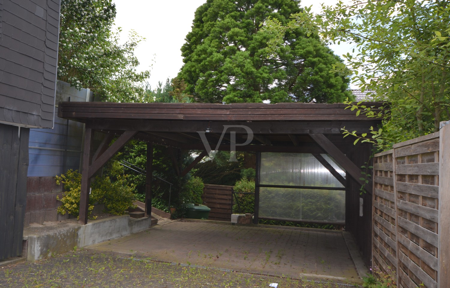 Carport