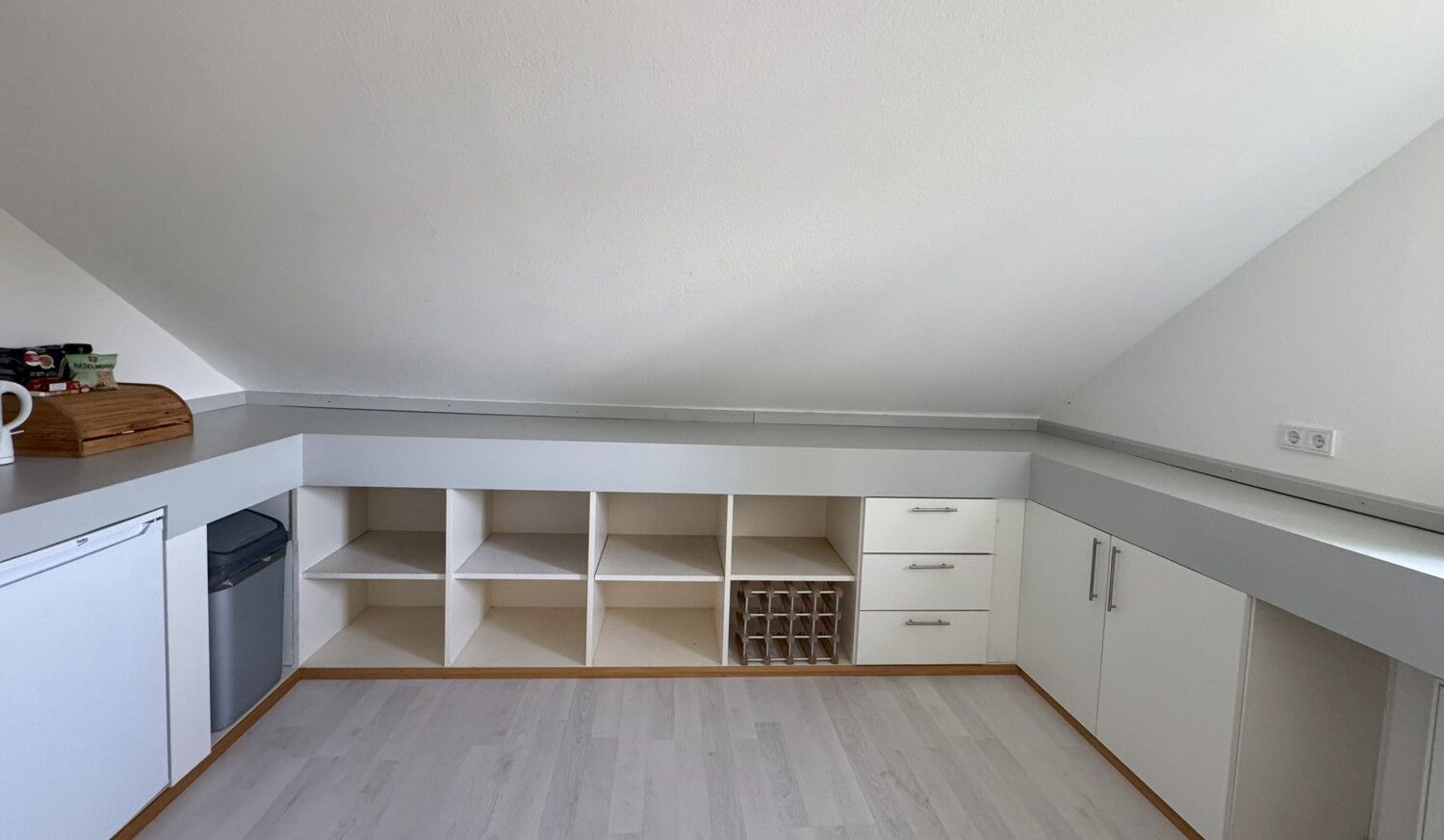 Büro- Kinderzimmer
