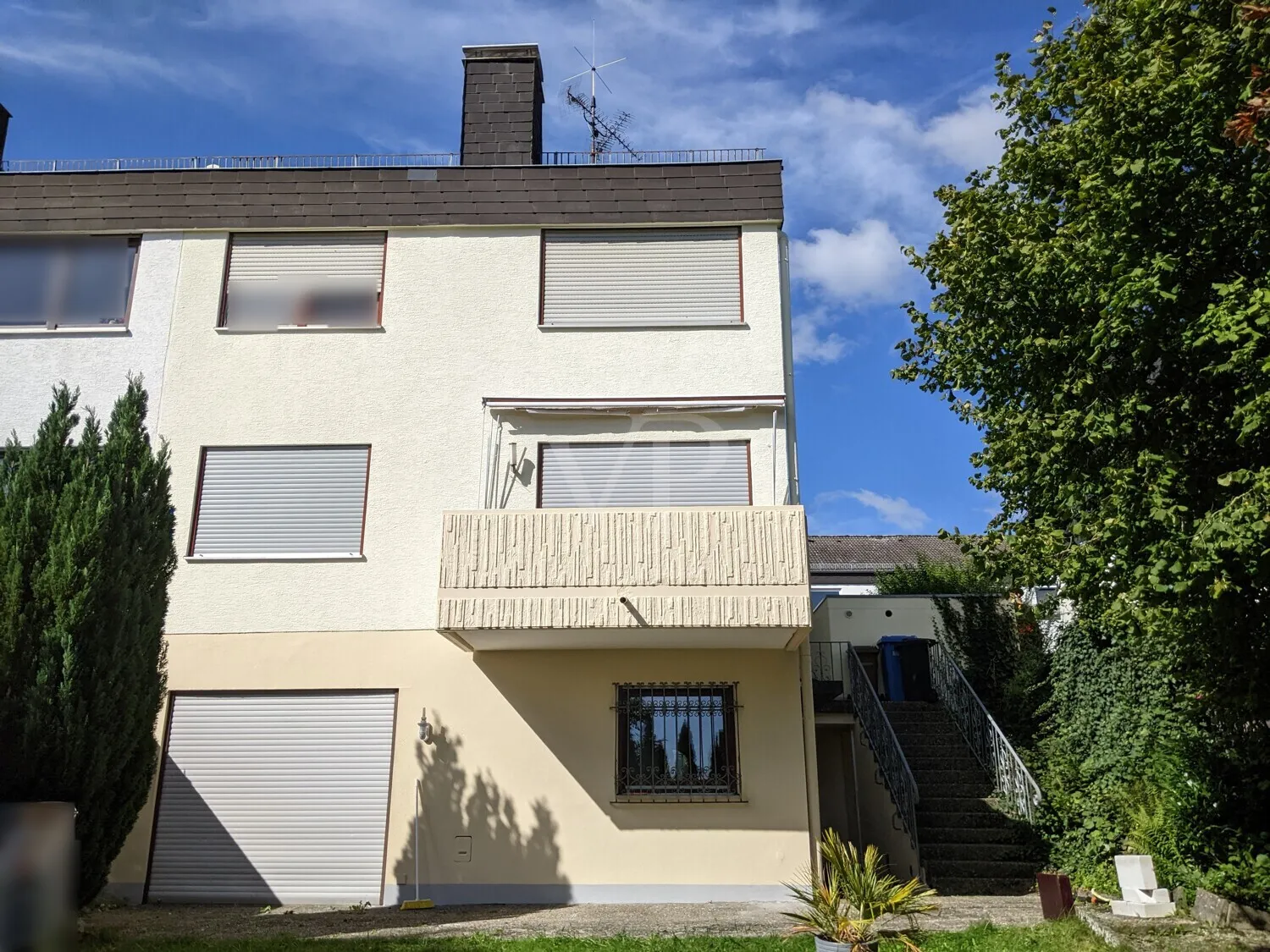 Hausansicht Gartenbereich