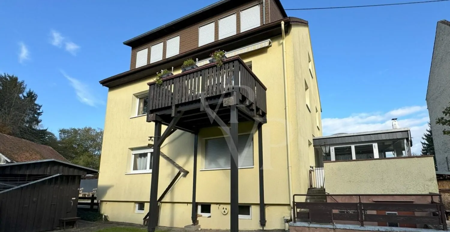 Solides Mehrfamilienhaus