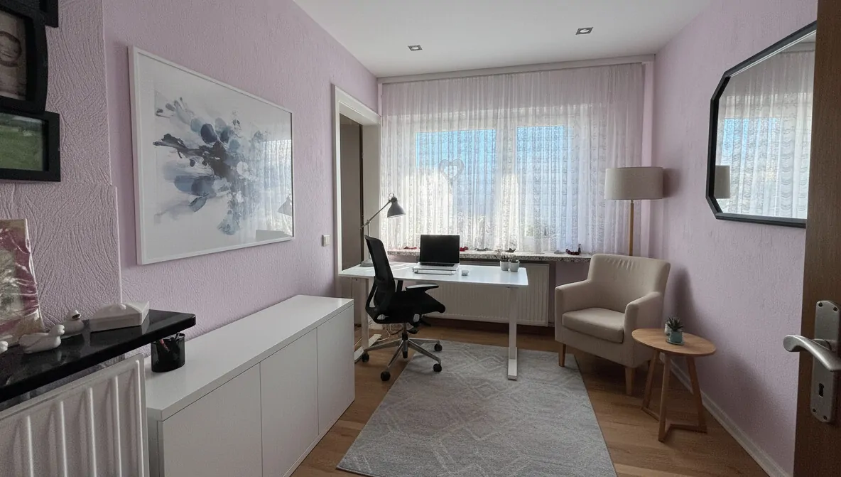 EG: Arbeitszimmer  KI-Staging