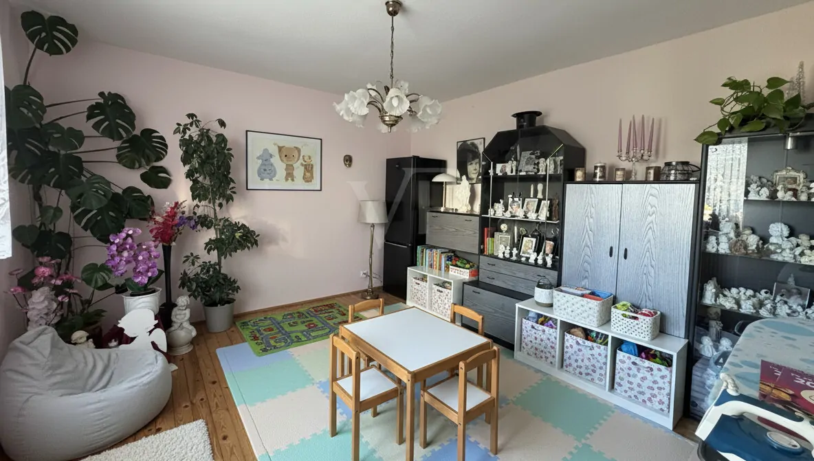 EG: weiteres Zimmer KI-Staging