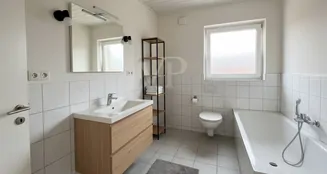 von_poll_real_estate_property_25108010_image_10