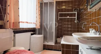 von_poll_real_estate_property_25108009_image_21