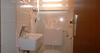 von_poll_real_estate_property_25108008_image_11