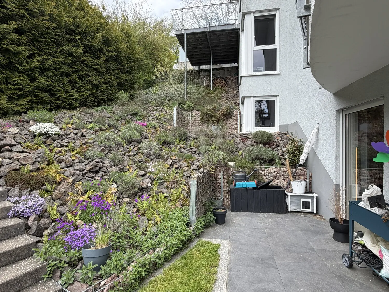Hausansicht Gartenbereich