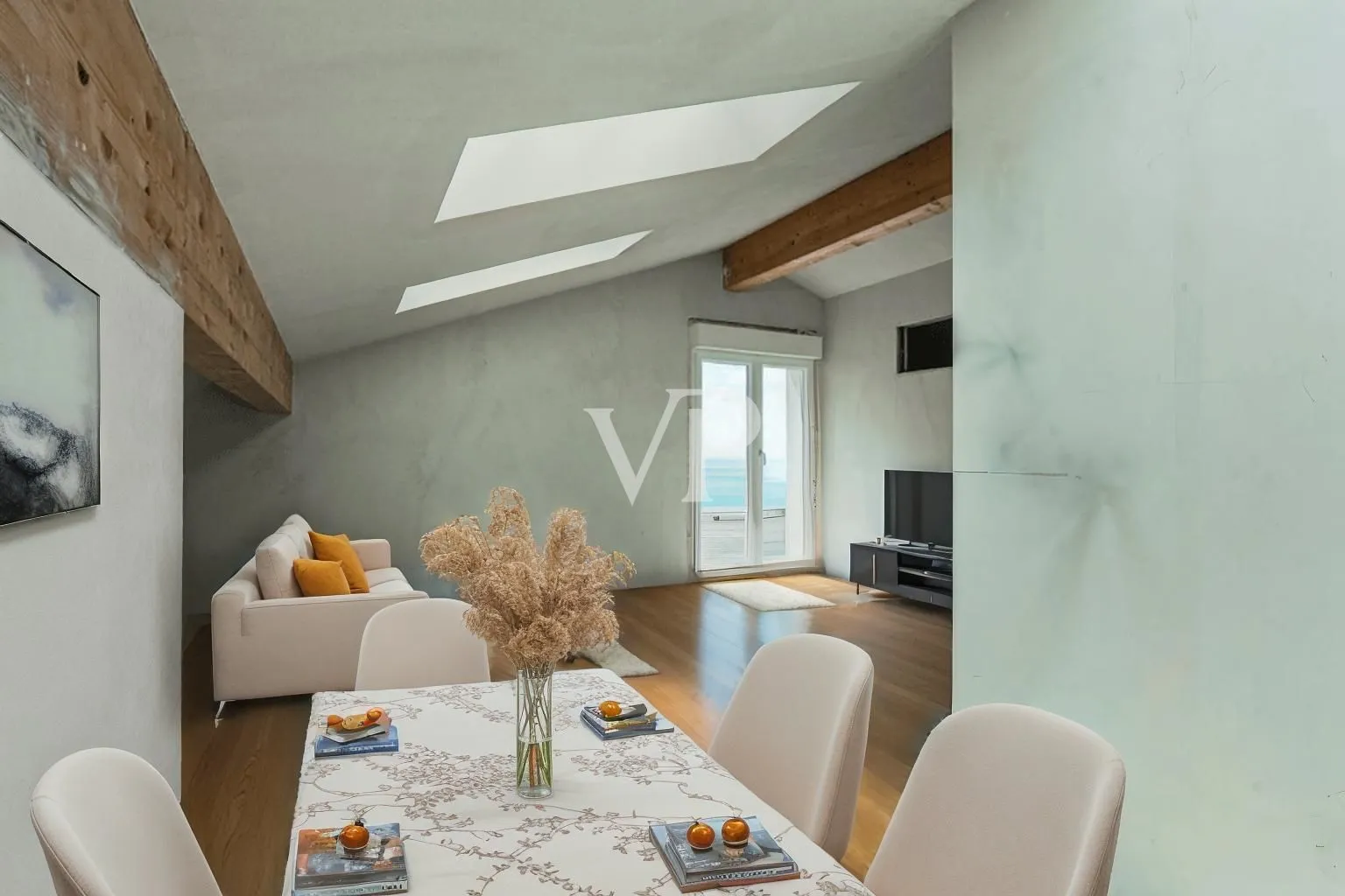 Wonderful penthouse under construction with panoramic sea views