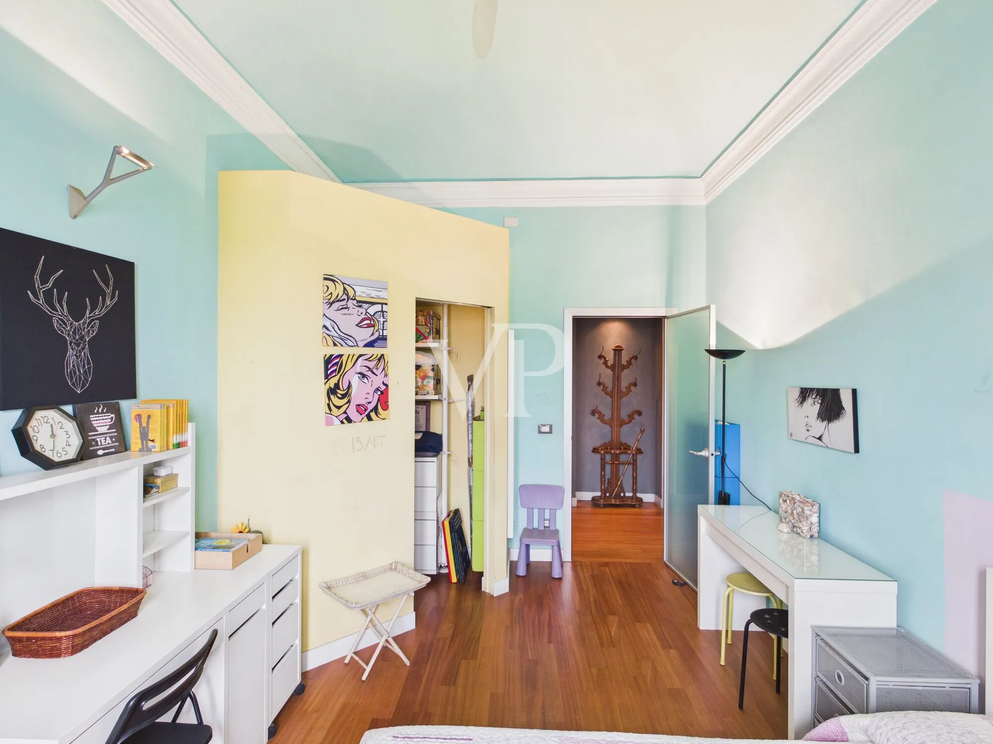 Prestigious penthouse with panoramic terrace overlooking the Mole Antonelliana and the Alpine Arch