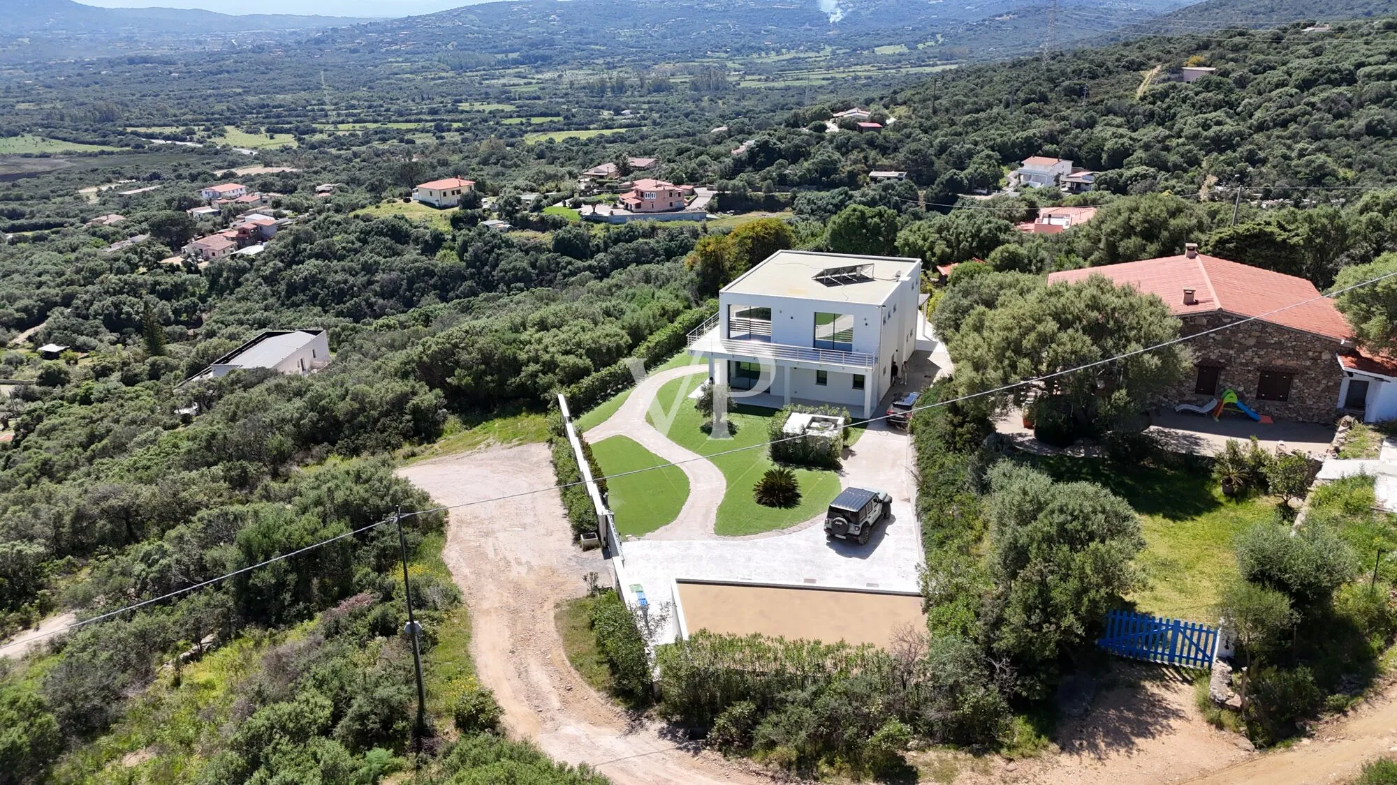 Exklusive Panoramavilla mit Meerblick am Golf von Cugnana