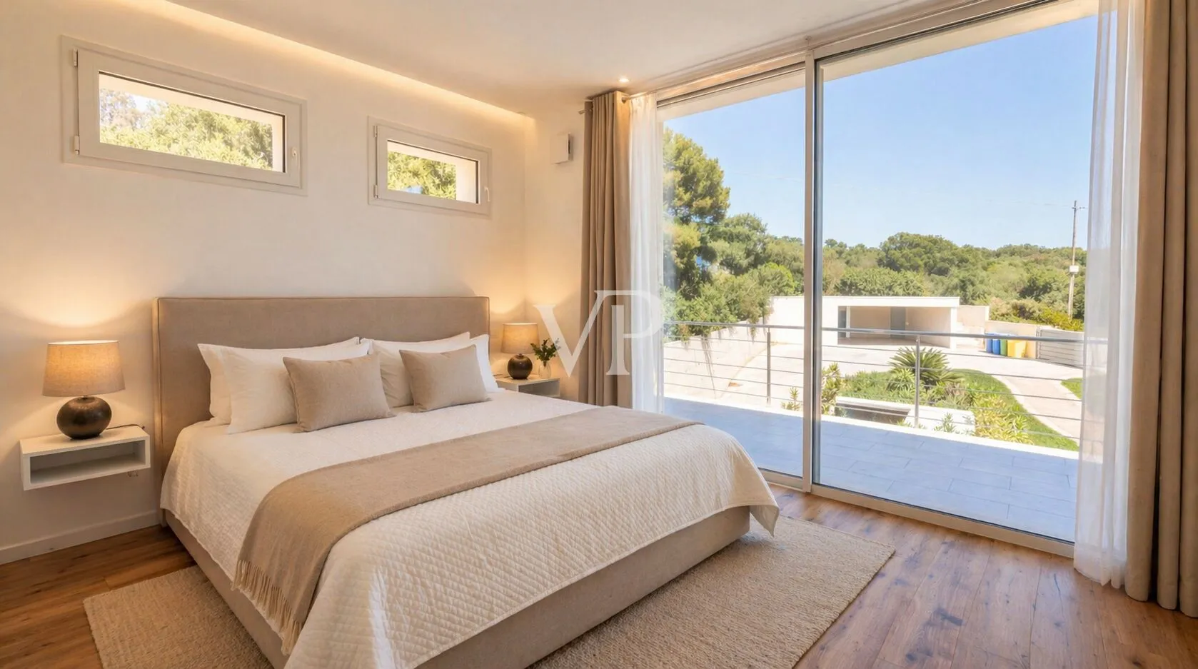 Exklusive Panoramavilla mit Meerblick am Golf von Cugnana
