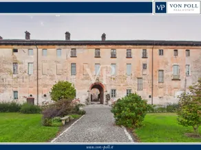 Authentisches historisches Wohnhaus innerhalb der Burgmauern