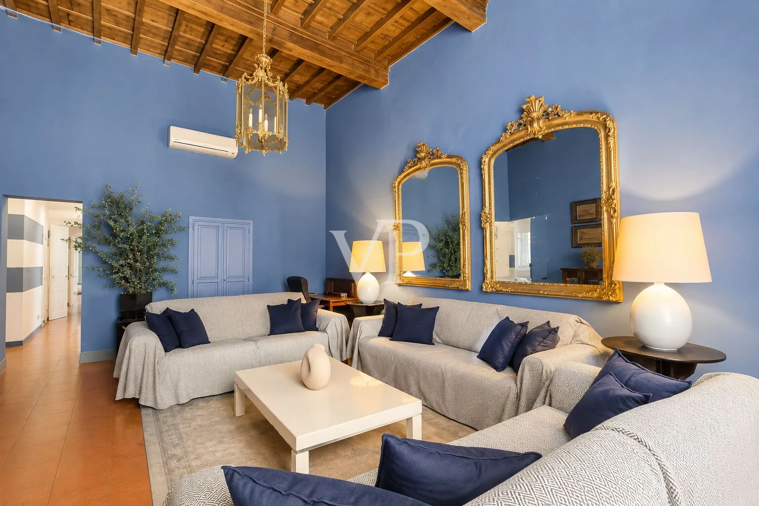 Prestigioso attico con terrazze panoramiche e vista monumentale su Firenze