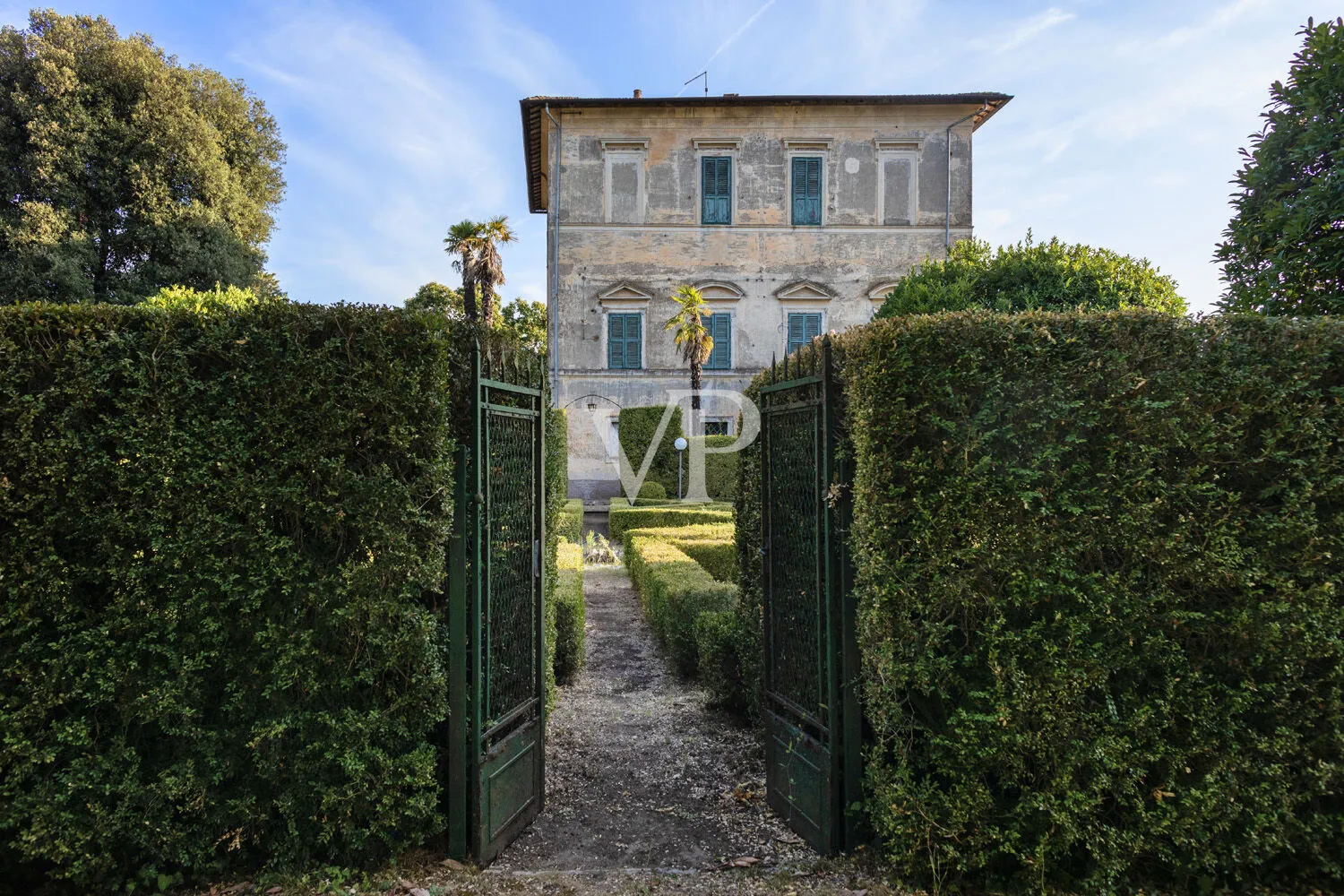Magnifica Villa settecentesca da ristrutturare nel cuore della Tuscia Viterbese