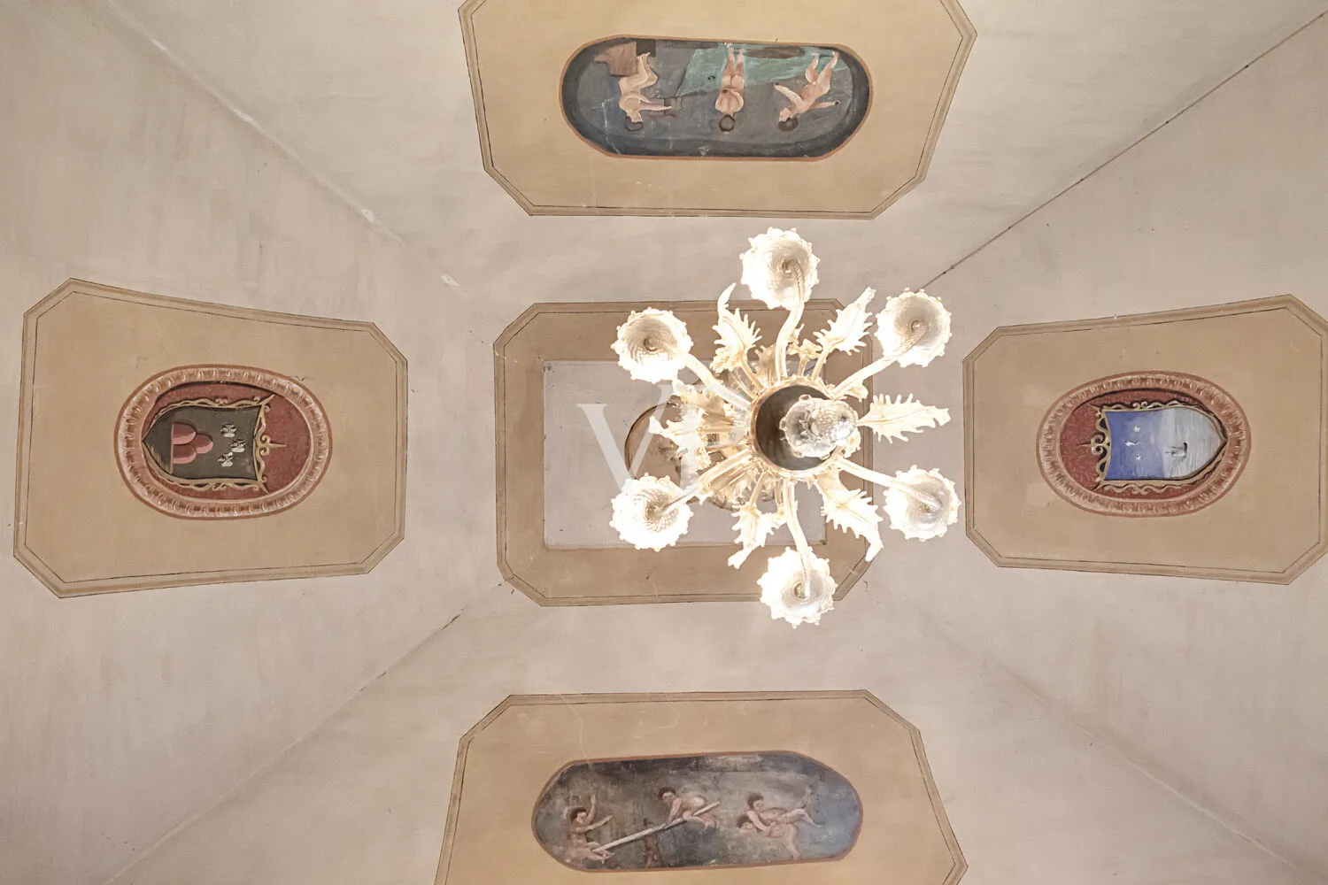 Magnifica Villa settecentesca da ristrutturare nel cuore della Tuscia Viterbese
