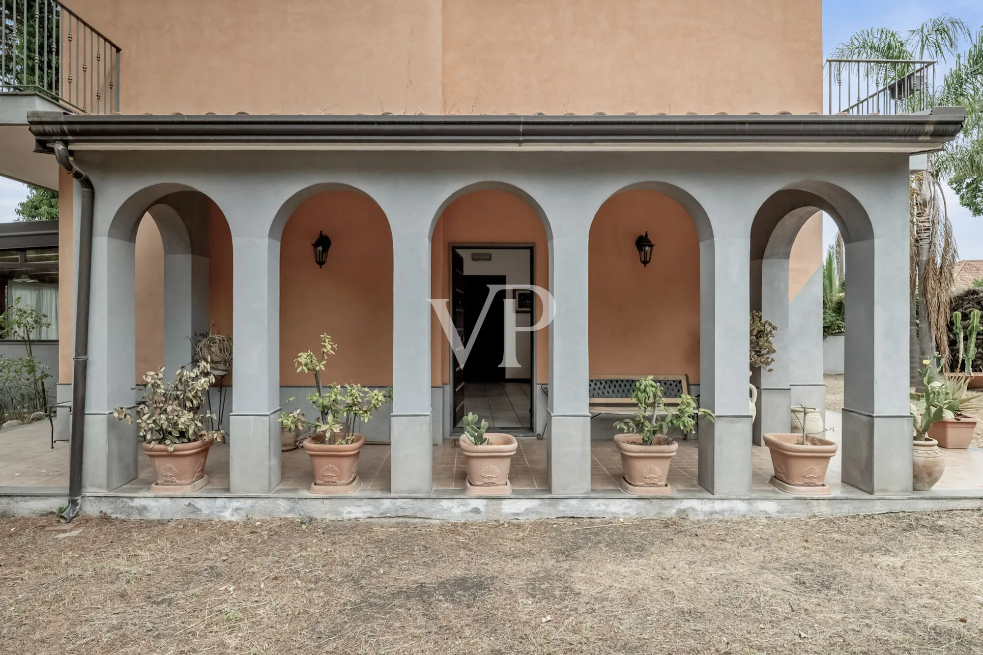 Freistehendes Haus mit Garten und Blick auf den Ätna