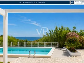 Exklusive Villa mit Pool und unverbaubarem Meerblick im Naturreservat Belice