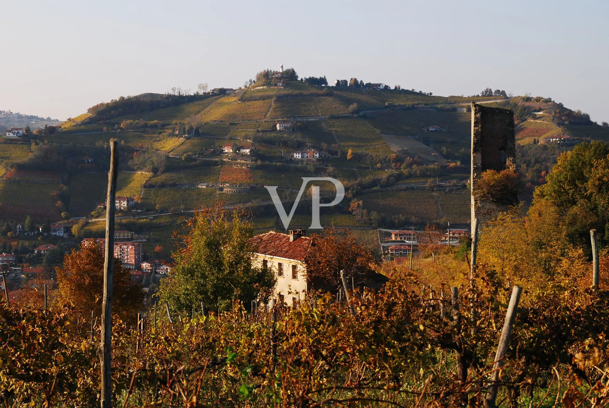 Anwesen „La Torre“: ein exklusives historisches Anwesen im Herzen der UNESCO-Langhe