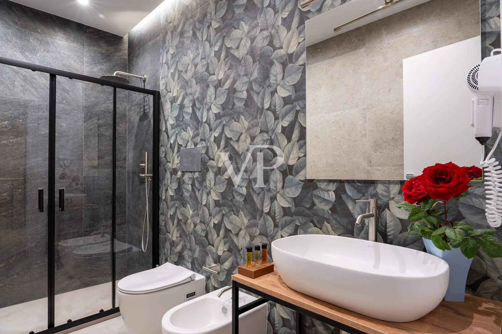 Exclusive, Renovated Historic Mansion from 1890 – A Unique Investment Opportunity