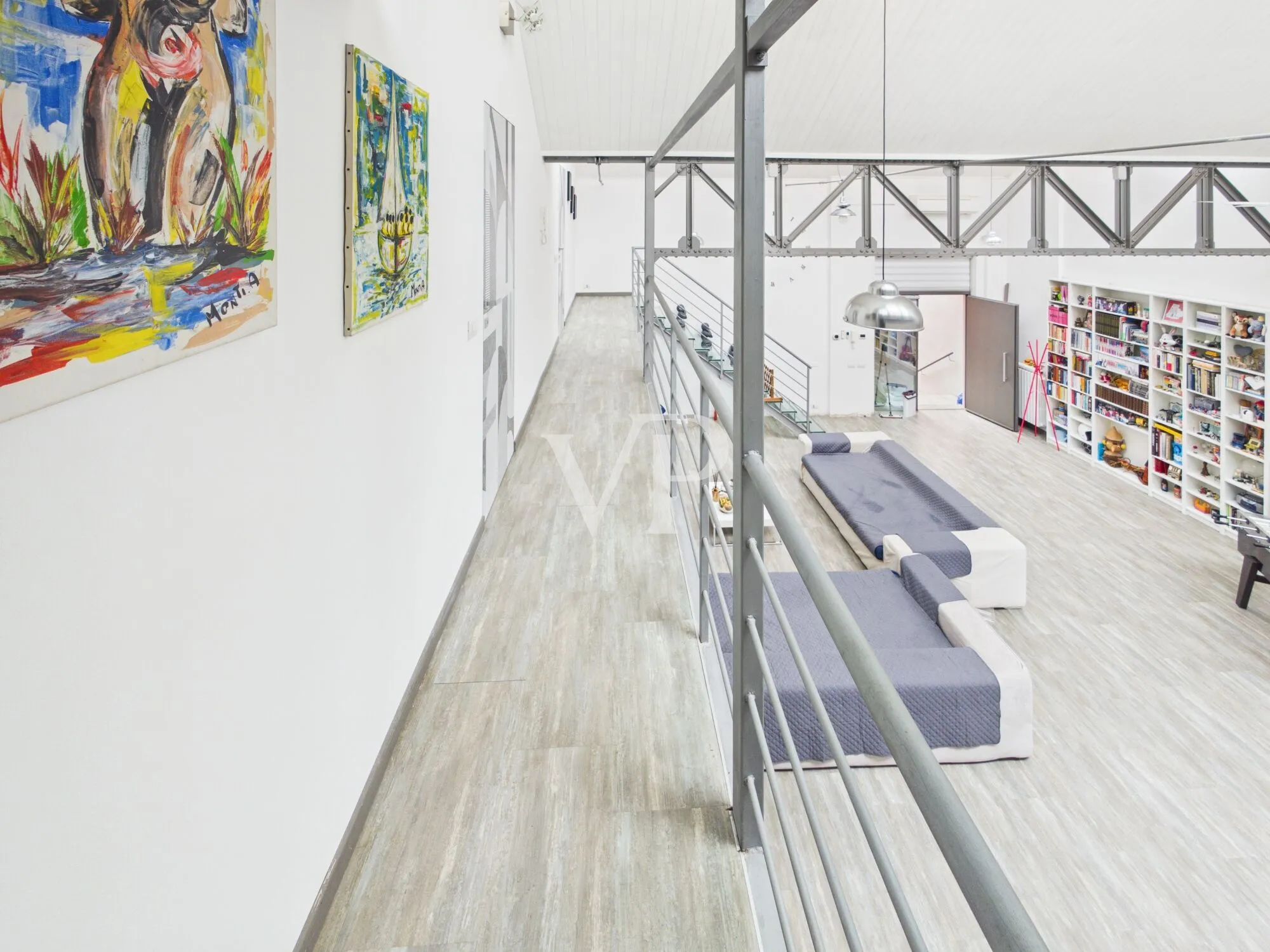 Exklusives Loft mit offenem Grundriss und authentischem Charme