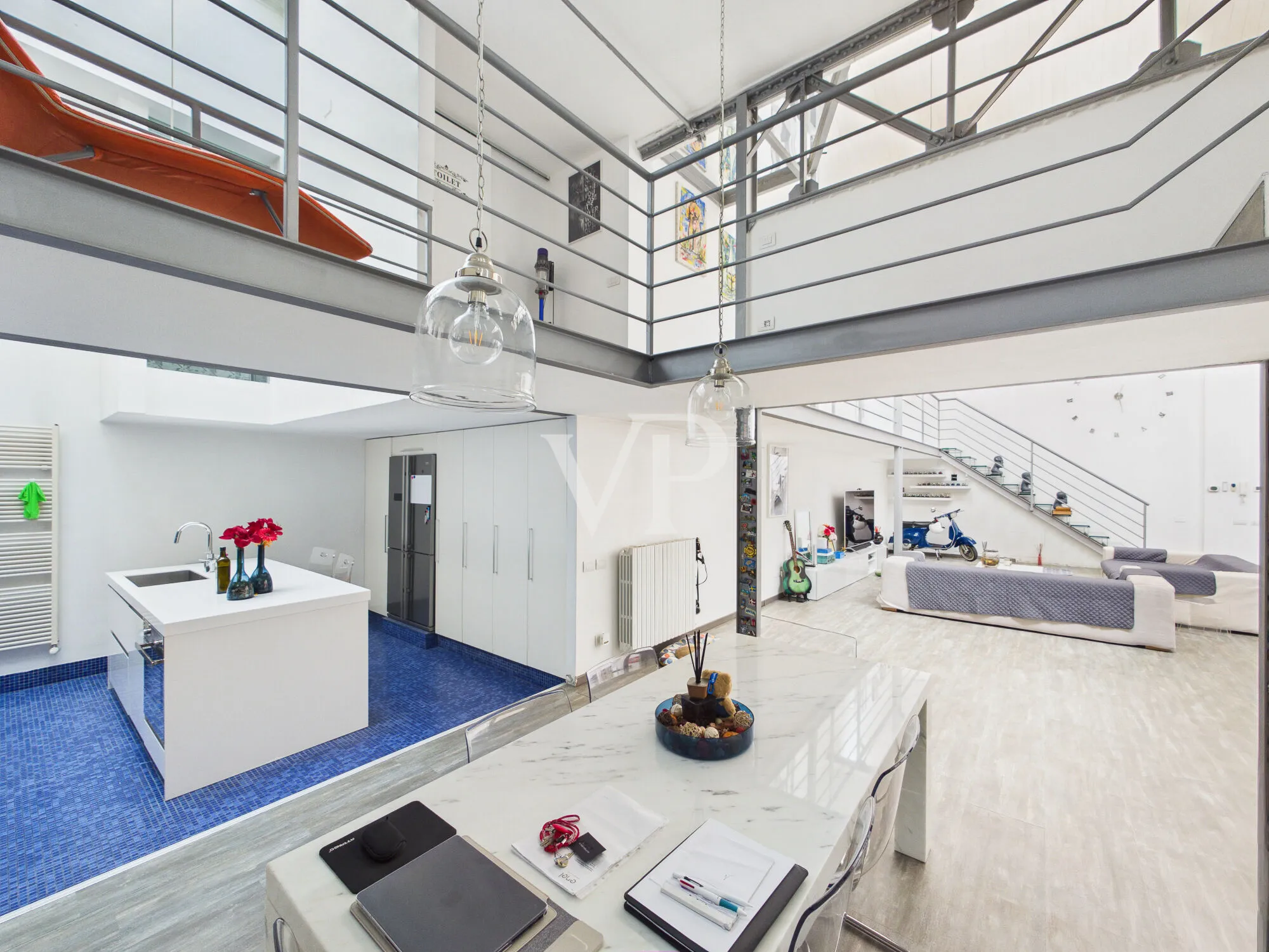 Exklusives Loft mit offenem Grundriss und authentischem Charme