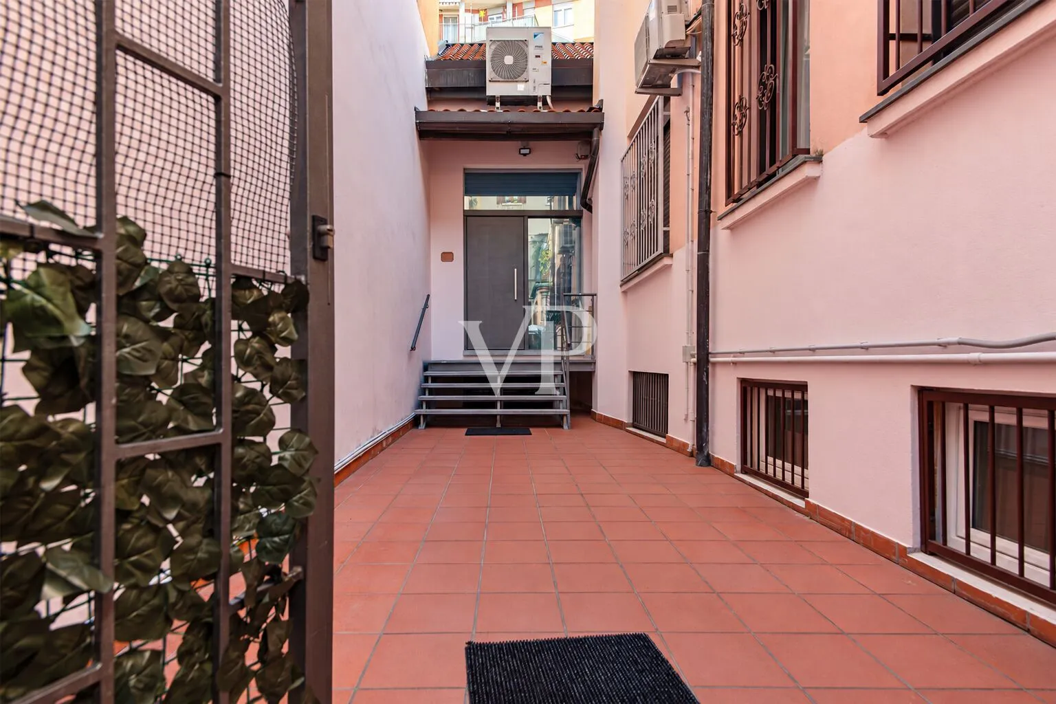 Exclusivo loft diáfano con un encanto auténtico