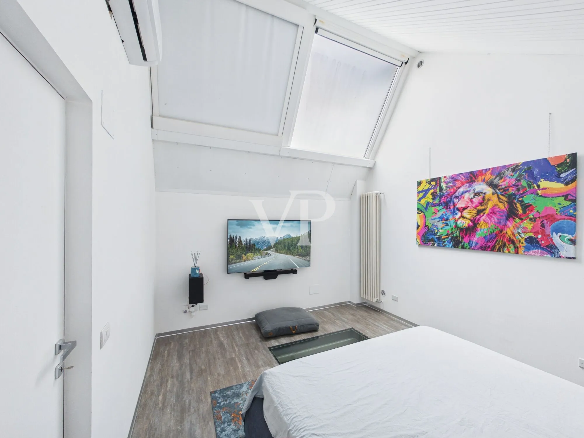 Exclusivo loft diáfano con un encanto auténtico