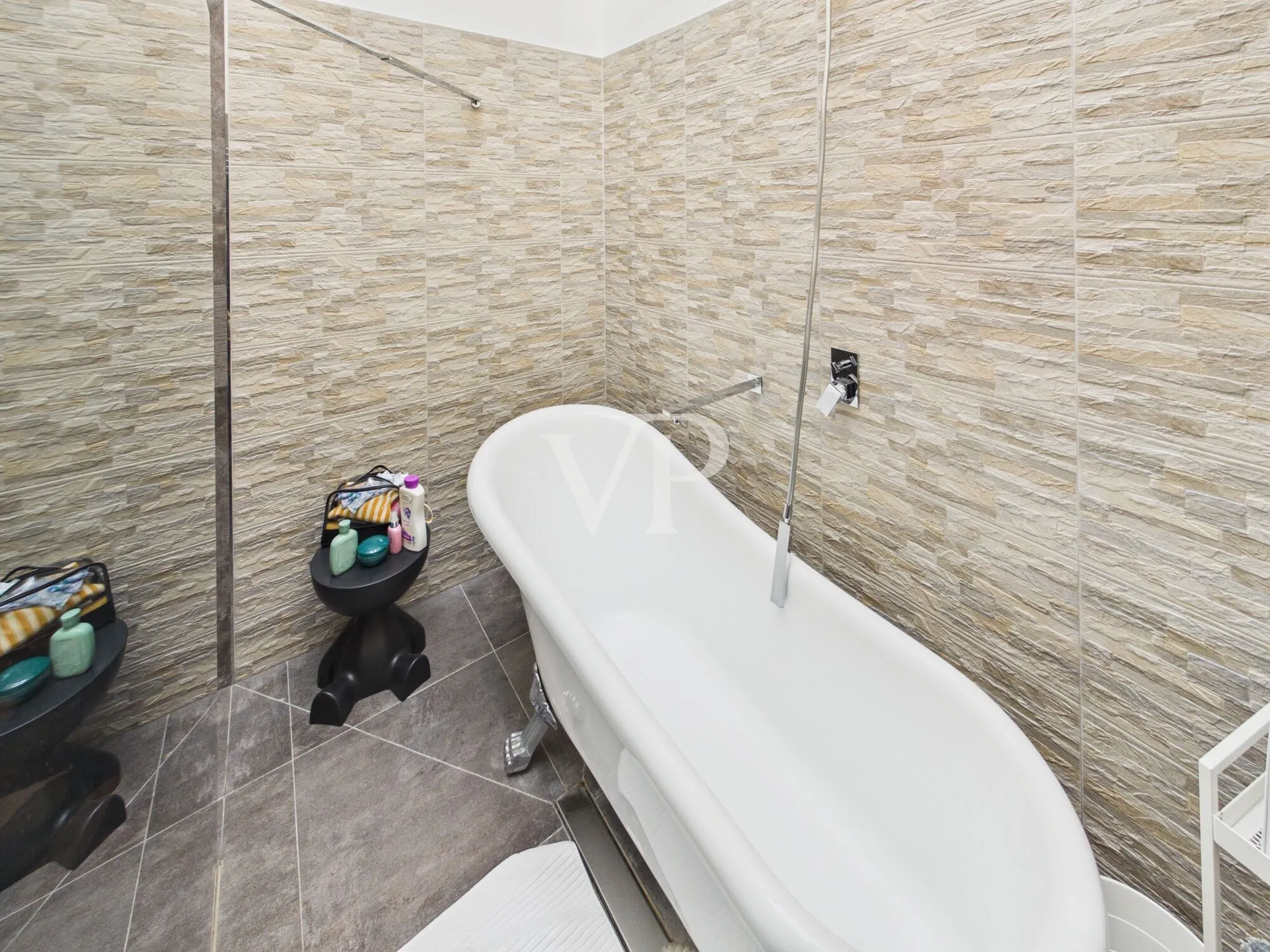 Exclusivo loft diáfano con un encanto auténtico