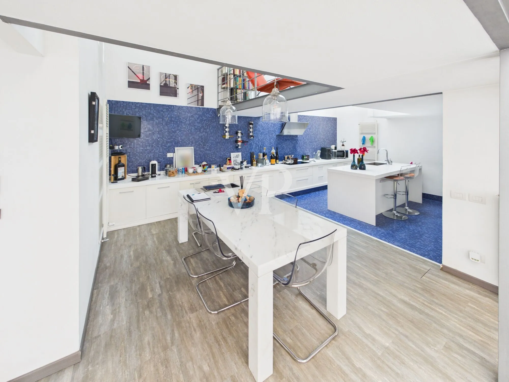 Loft exclusif en open space au charme authentique