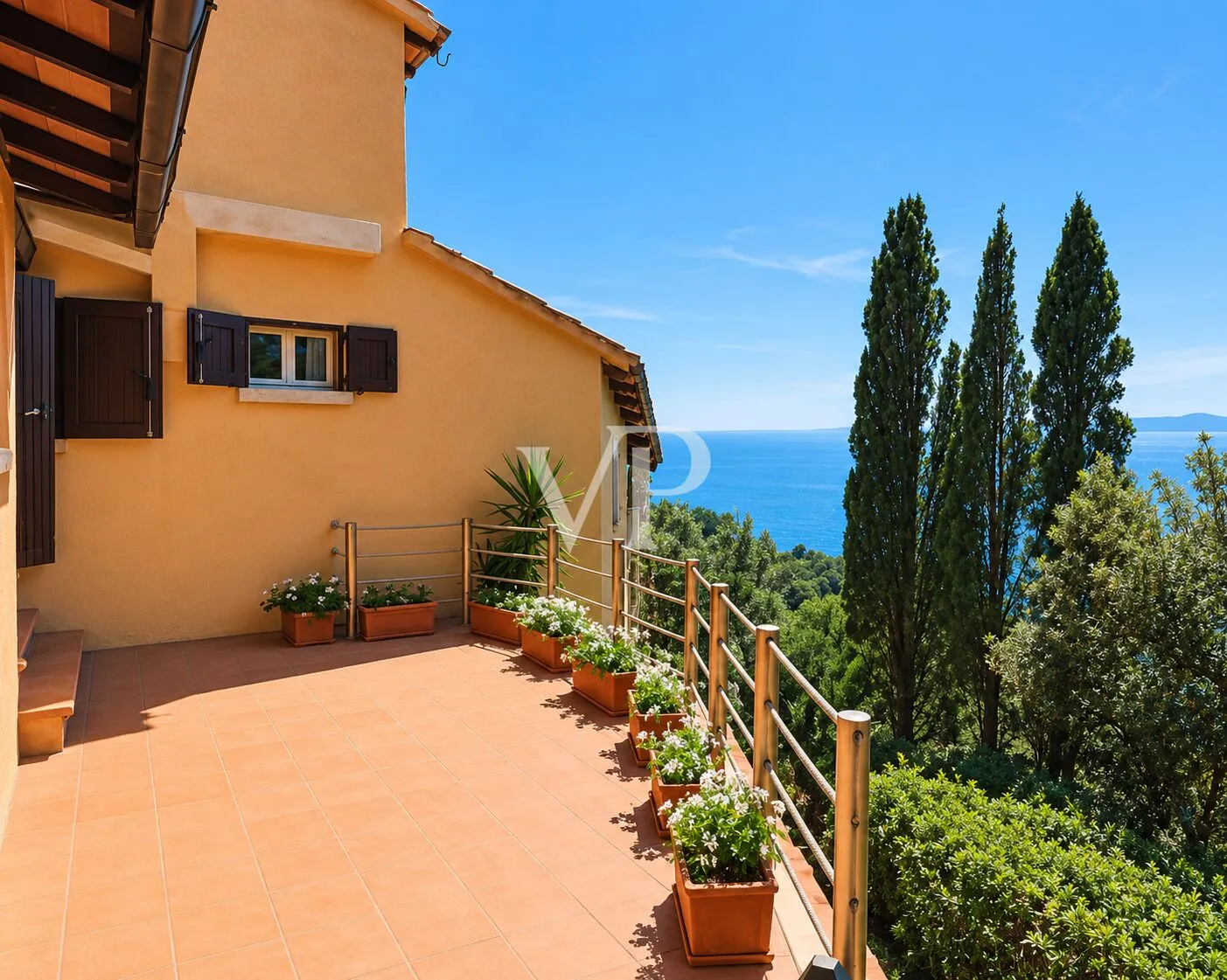 Villa mit Panoramablick auf das Meer mit direktem Zugang und Pool in Cala Piccola