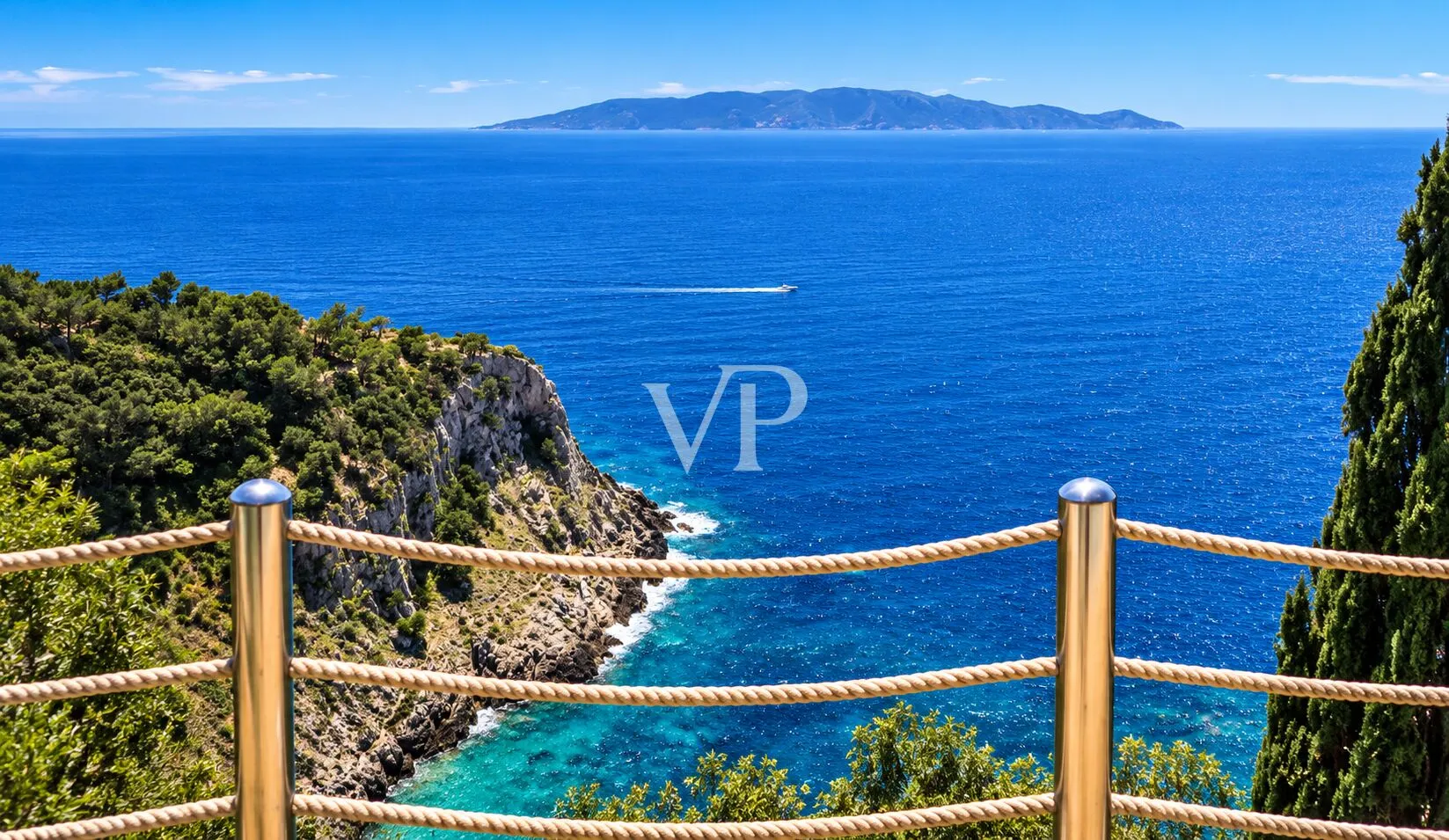 Villa mit Panoramablick auf das Meer mit direktem Zugang und Pool in Cala Piccola