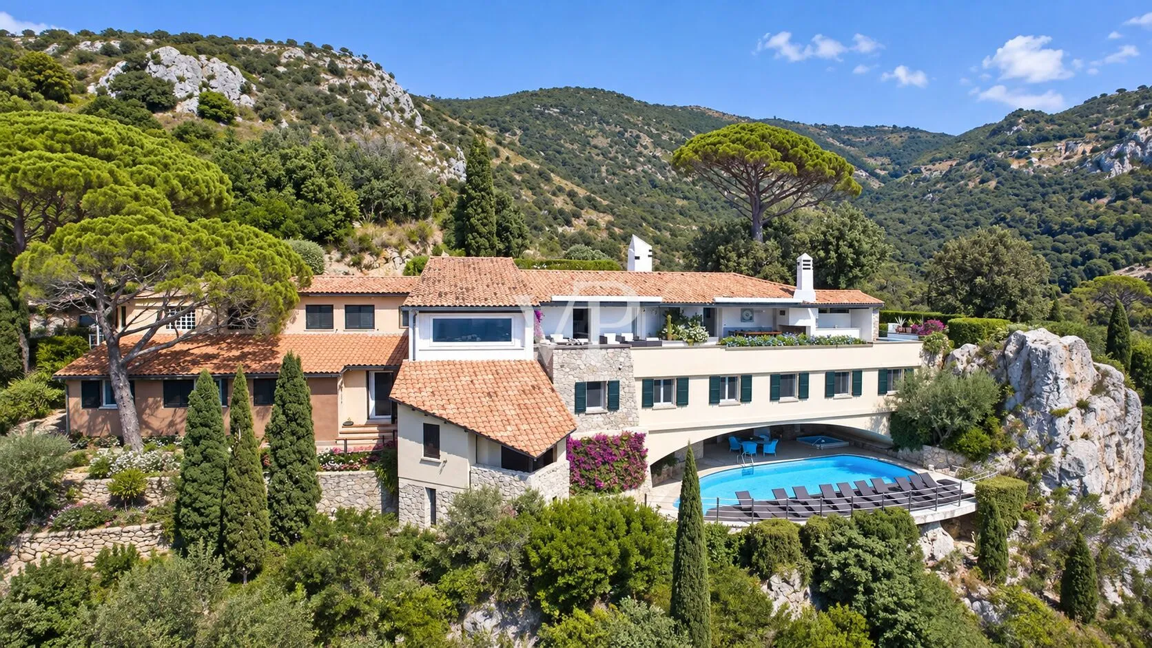 Villa mit Panoramablick auf das Meer mit direktem Zugang und Pool in Cala Piccola