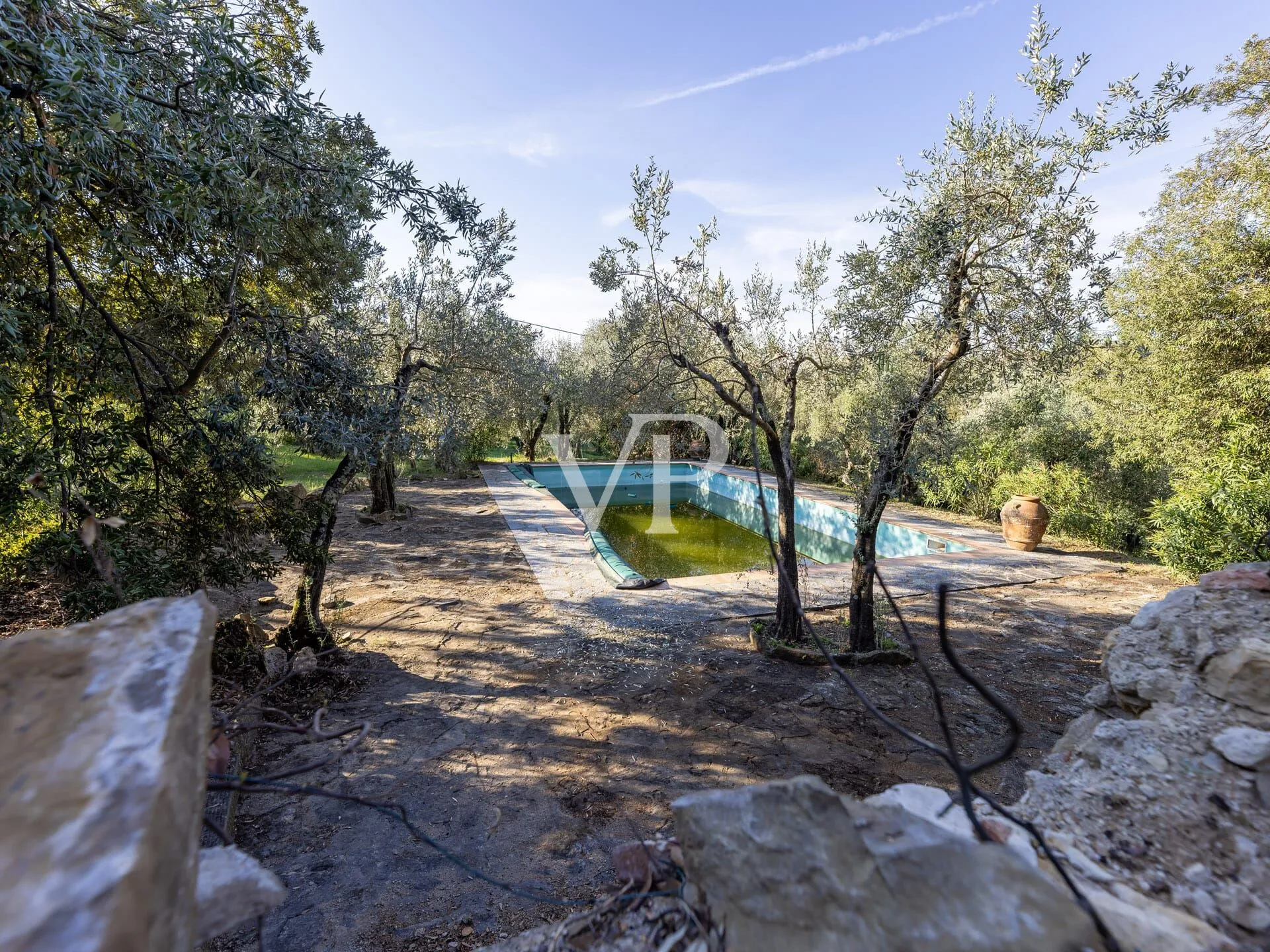 Exklusives Anwesen mit Villa, Ölmühle und Panorama-Pool vor den Toren von Florenz
