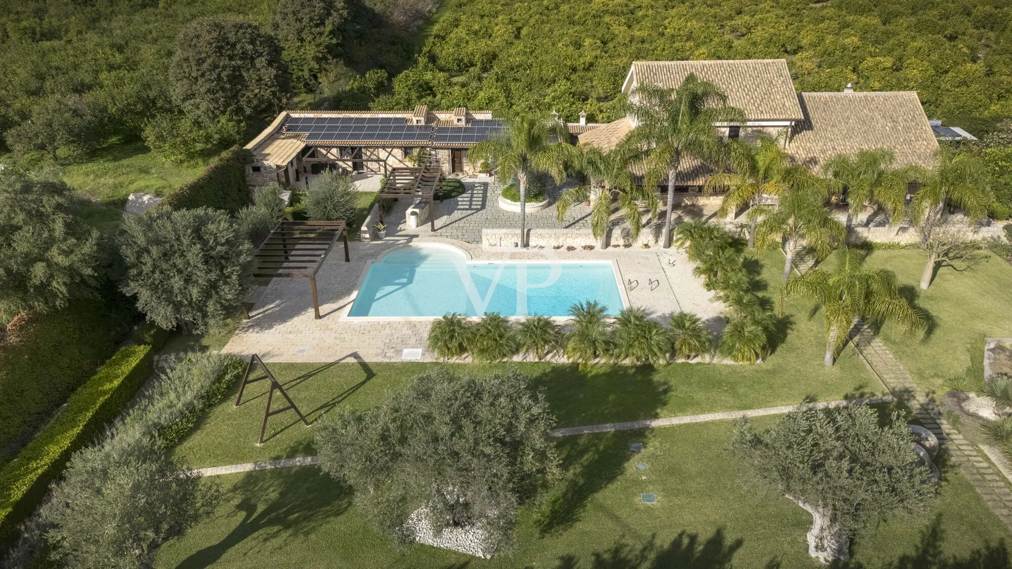 Exklusives „Country Estate“ aus dem Jahr 1895 mit Swimmingpool – Syrakus