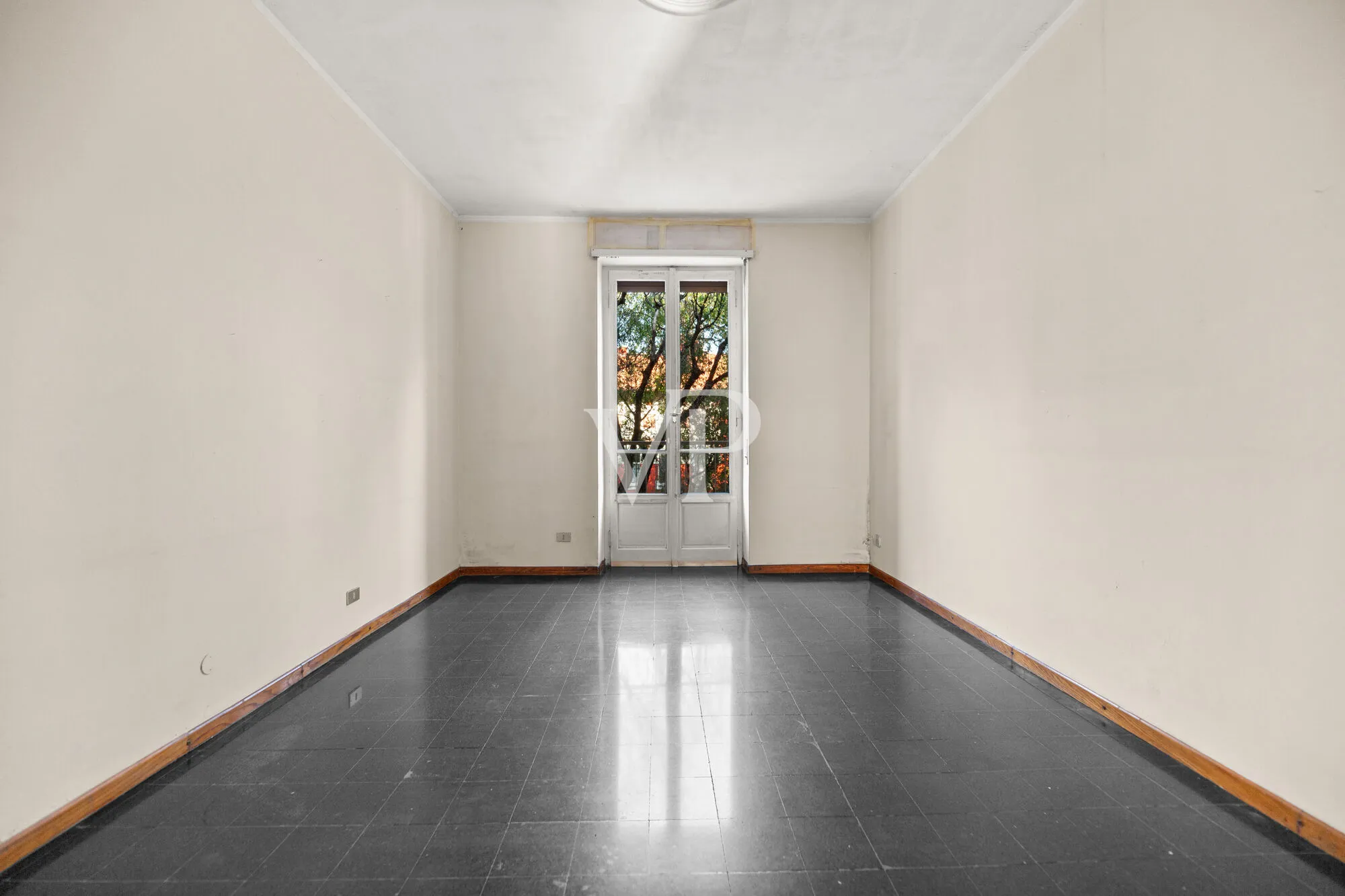 Stanza 3/attuale soggiorno con suo balcone