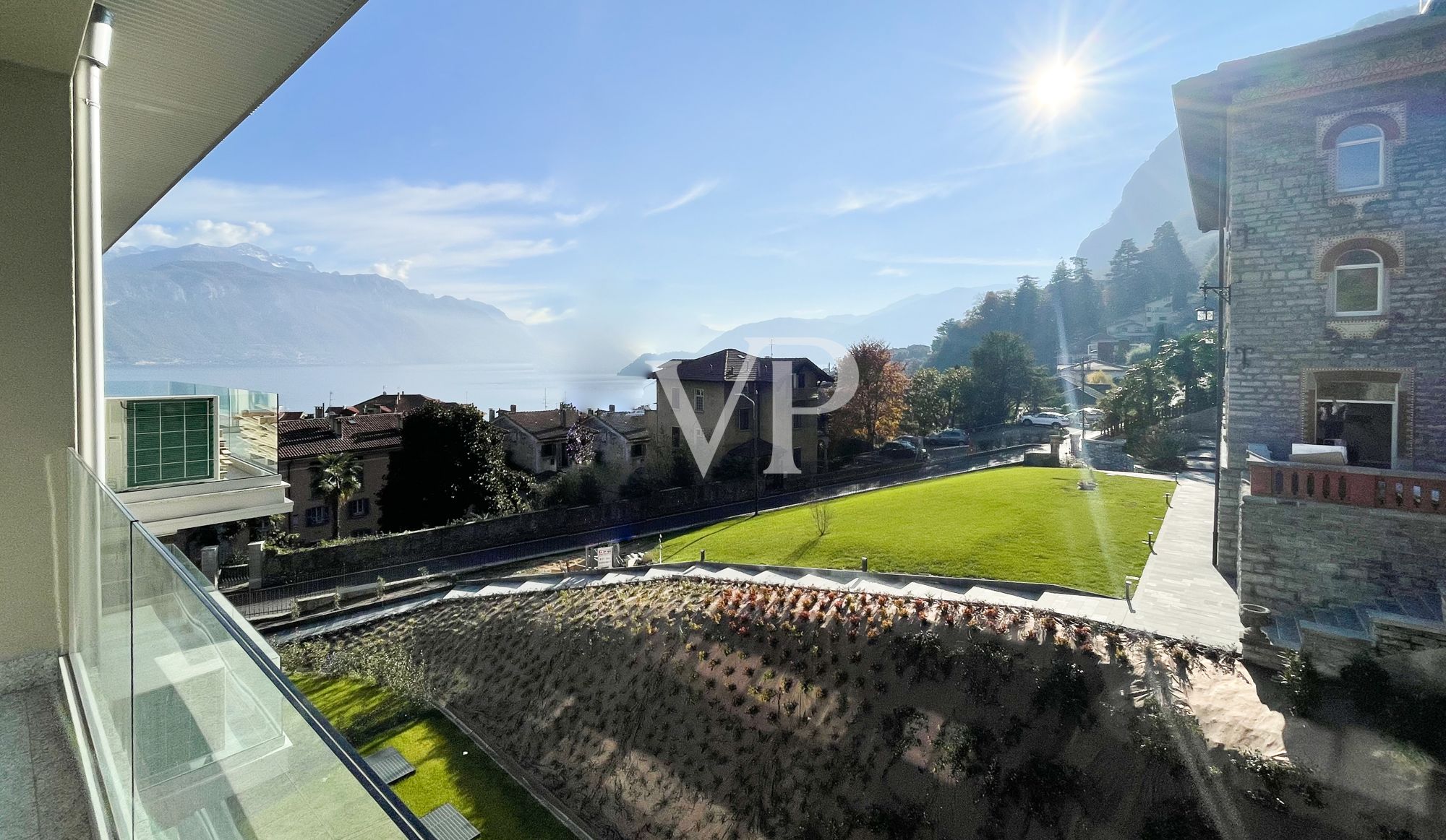 Neu gebaute Wohnungen mit Blick auf den Comer See