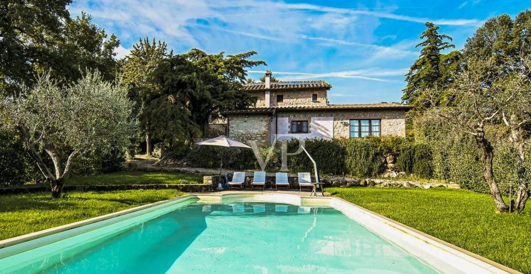 Toscana: Affascinante casale storico di epoca leopoldina interamente ristrutturato a nuovo